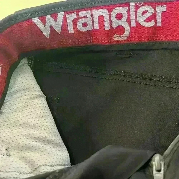 Men’s Wrangler pants. - Picture 5 of 6